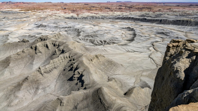 Moonscape_Overlook_Z72_1047