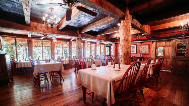 Cliffstone Restaurant in Teasdale Utah at the Red River Lodge