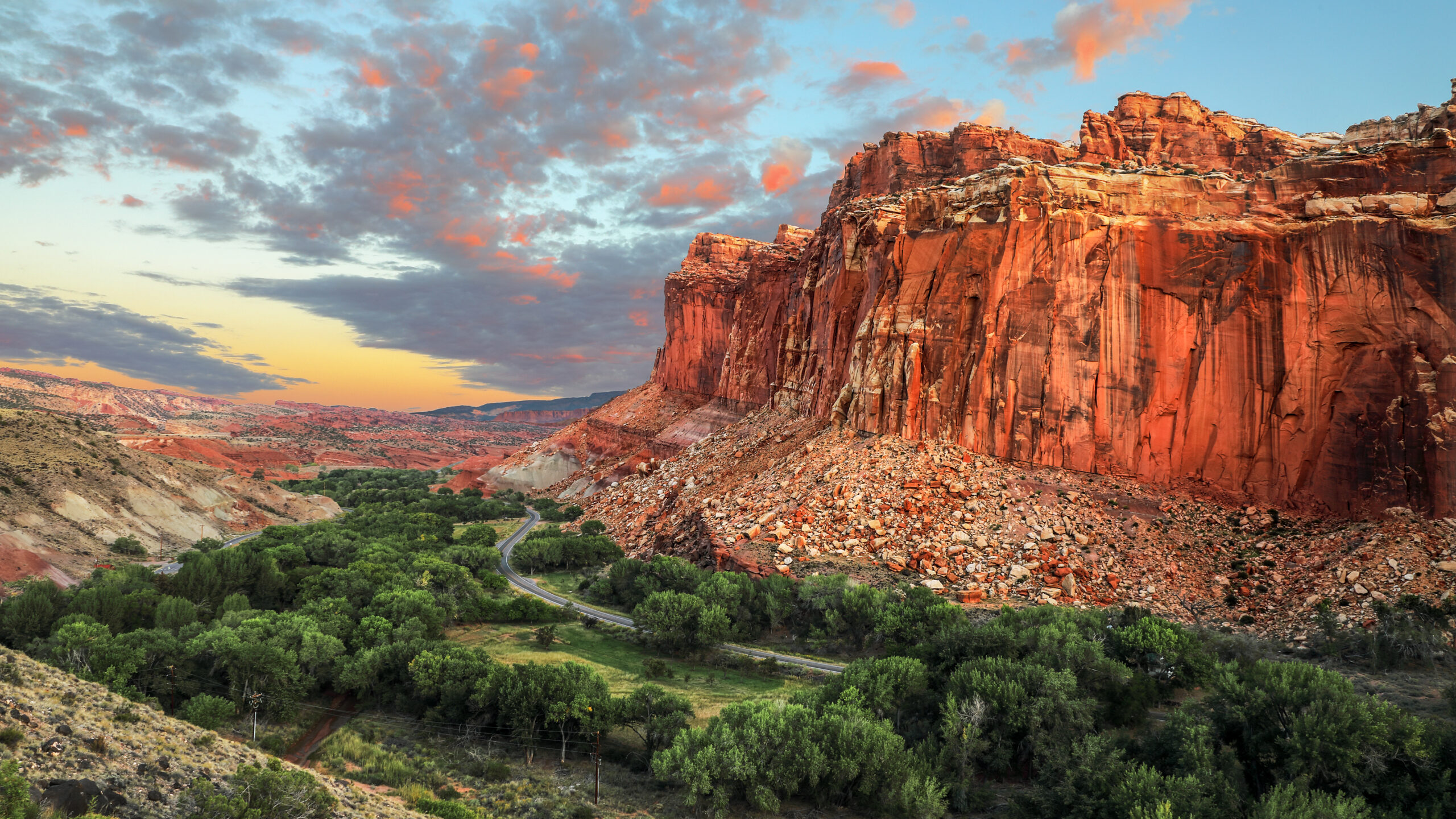 Highway 12 1 CapitolReef Utah V25 4800x2700 1 scaled